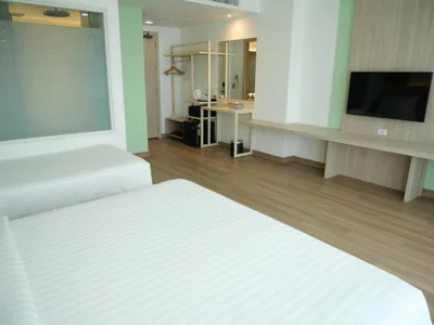 Deluxe-Dreibettzimmer — SLEEP WITH ME HOTEL design hotel @ patong
